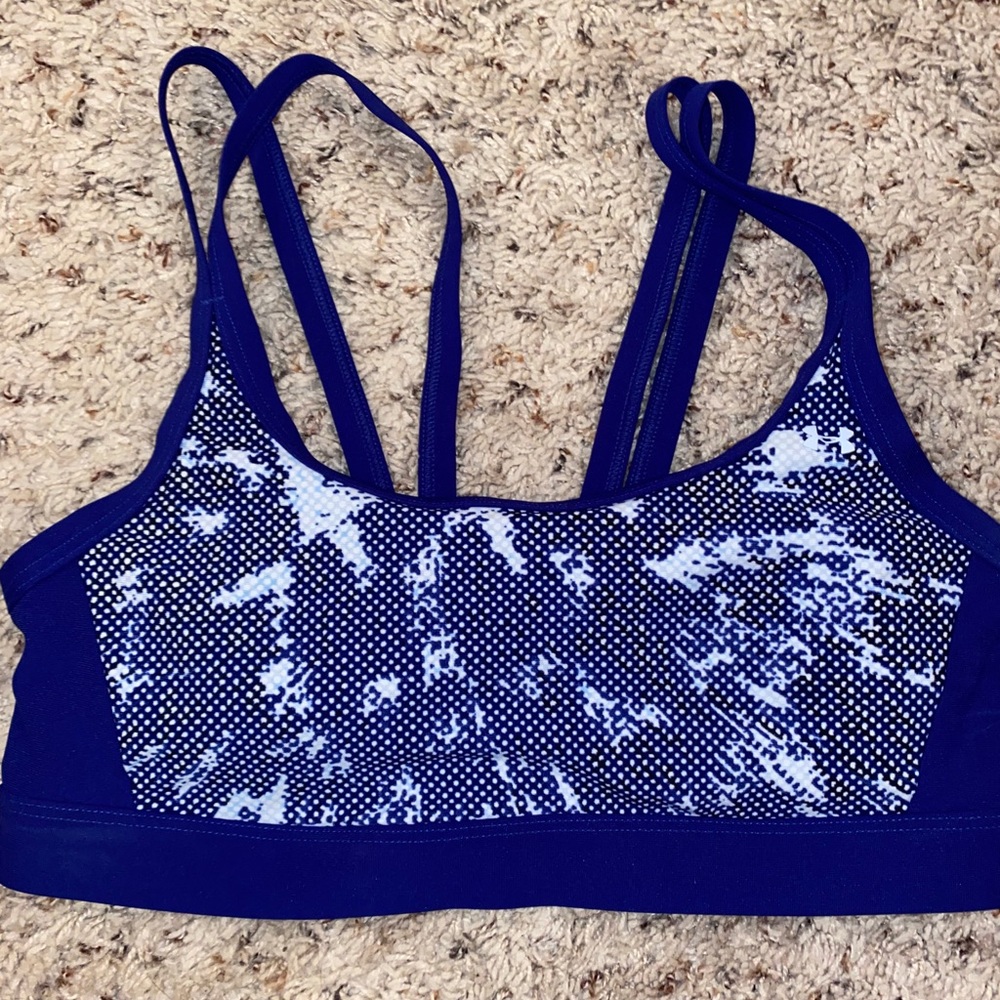 UA sports bra